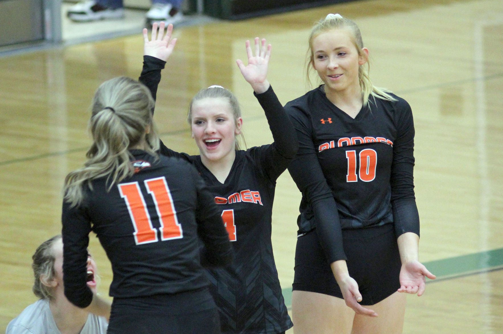 Bloomer volleyball at Osceola 10-31-19